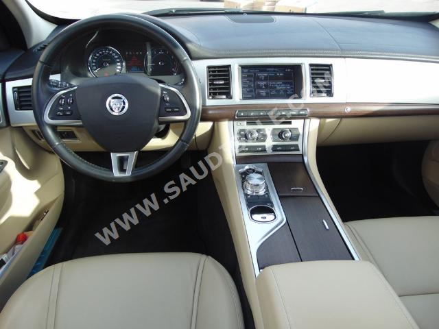 2013 Jaguar XF