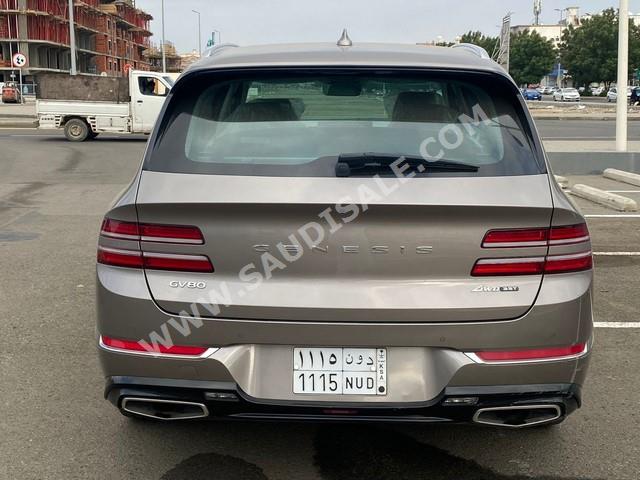 2021 جينيسيس جي في 80