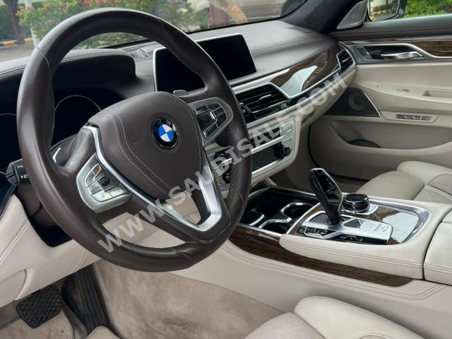 2016 بي ام دبليو الفئة السابعة 750 إل أي