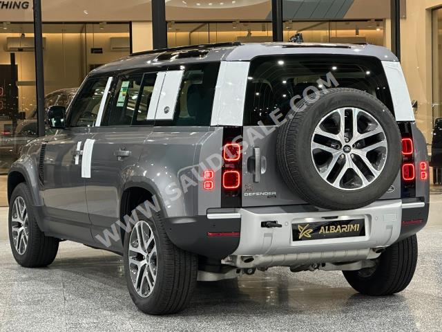 2023 لاند روفر ديفيندر