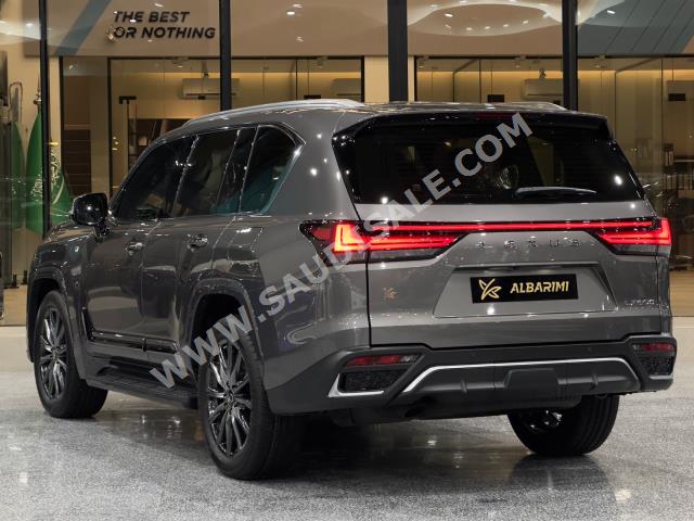 2023 لكزس إل إكس 600