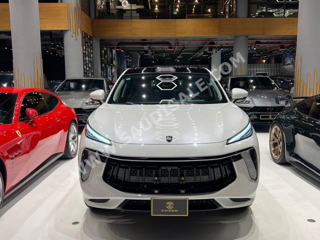 2022 فور ثينج تي 5 ايفو