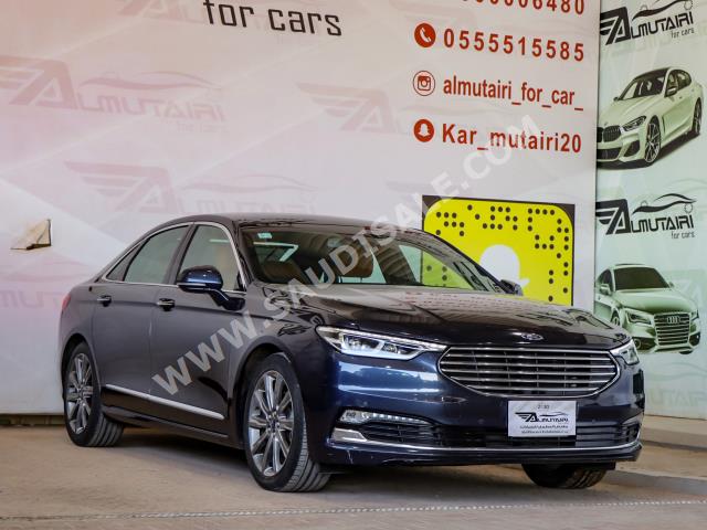 2020 فورد توروس تايتينيوم