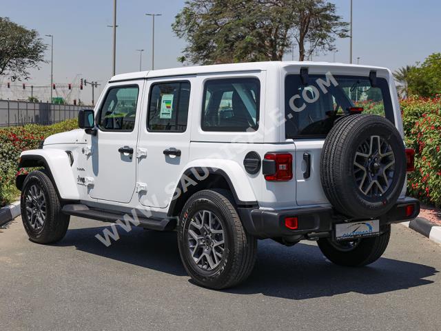 2024 جييب رانجلر صحارى