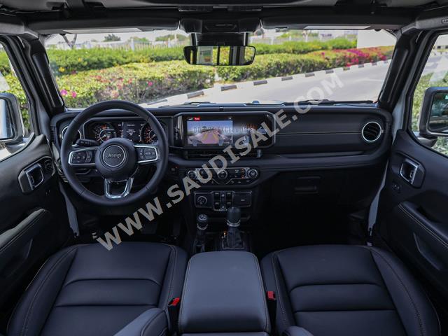 2024 جييب رانجلر صحارى