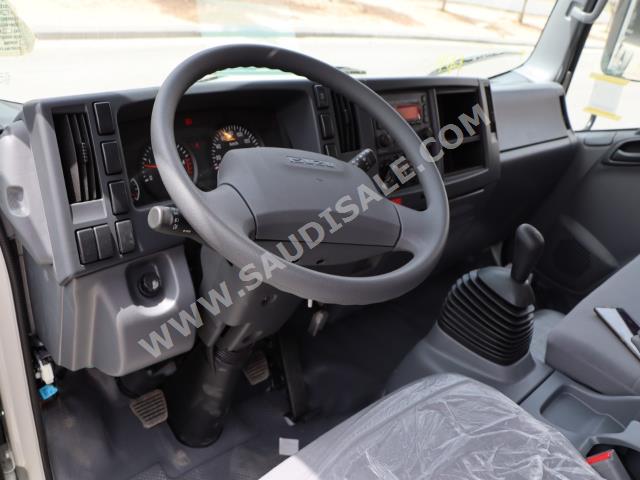 2022 Isuzu Dyna