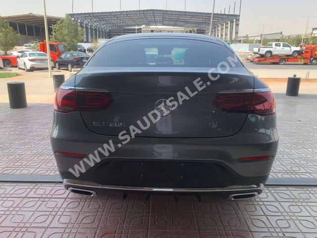 2021 مرسيدس - بنز جي إل سي 200