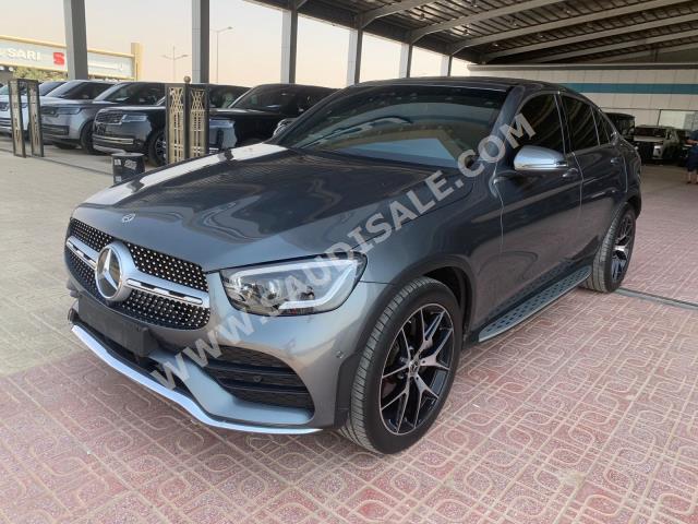 2021 مرسيدس - بنز جي إل سي 200