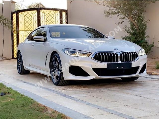 2020 بي ام دبليو الفئة الثامنة 840 أي إم