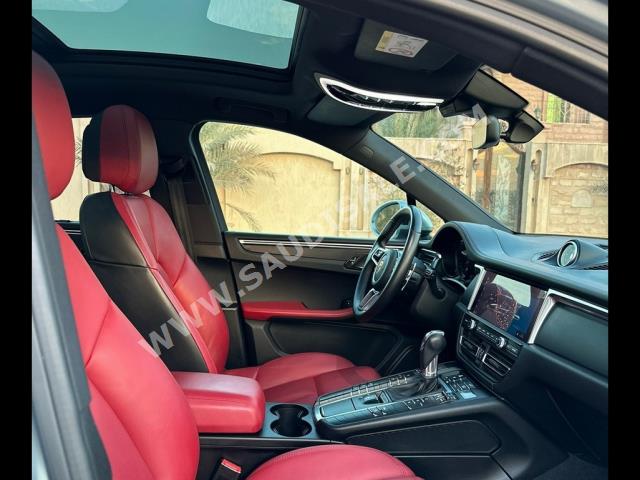 2019 بورش ماكان