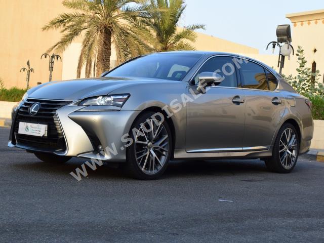 2016 Lexus GS 200 T