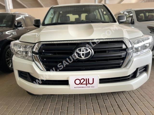 2019 Toyota Land Cruiser GX