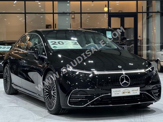 2022 مرسيدس - بنز إي كيو إس 580