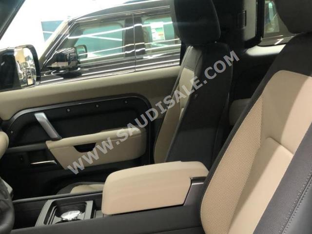 2023 لاند روفر ديفيندر اكس داينمك