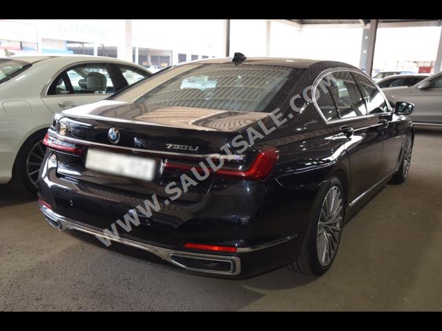 2021 بي ام دبليو الفئة السابعة 730 إل أي