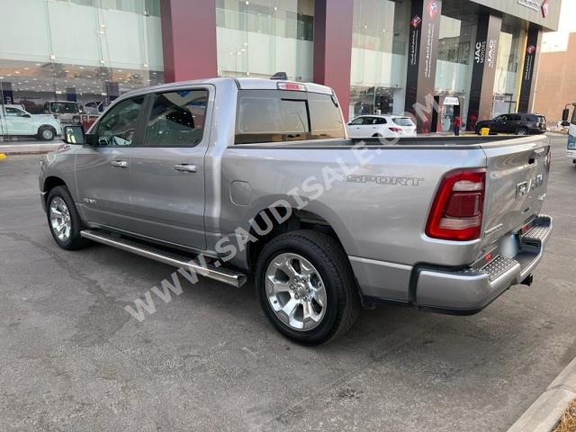 2021 دودج رام 1500 بيج هورن