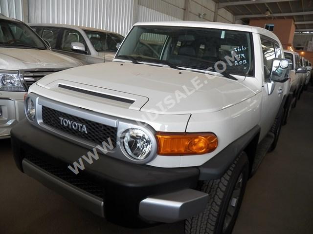 2014 Toyota FJ Cruiser 1