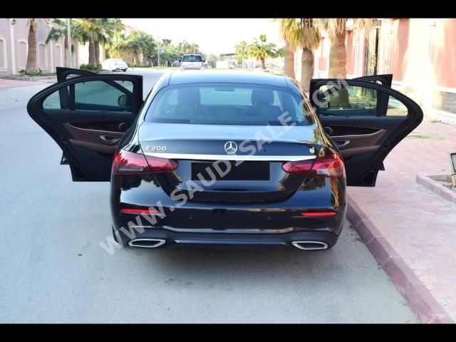 2021 مرسيدس - بنز إي 200 أي إم جي