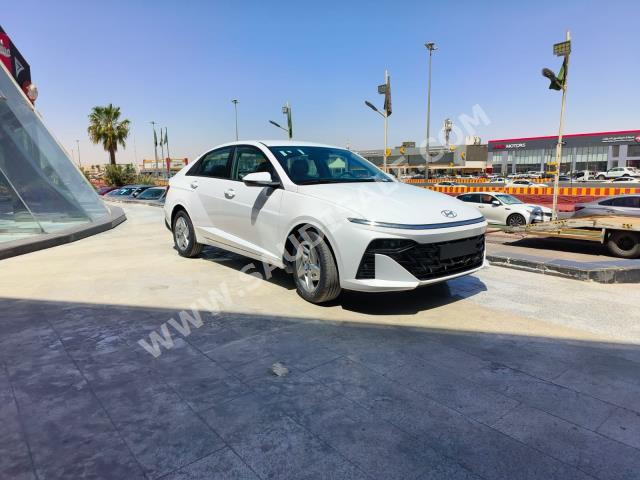 2024 هيونداي اكسنت