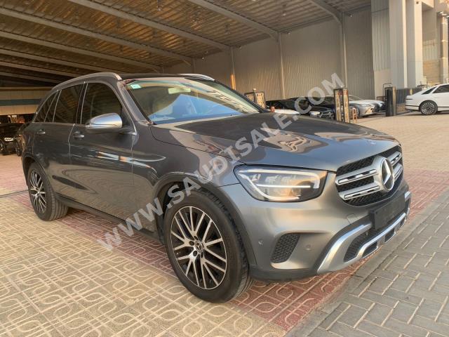 2020 مرسيدس - بنز جي إل سي 200