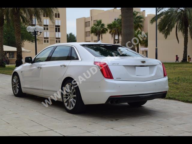 2017 كاديلاك سي تي 6