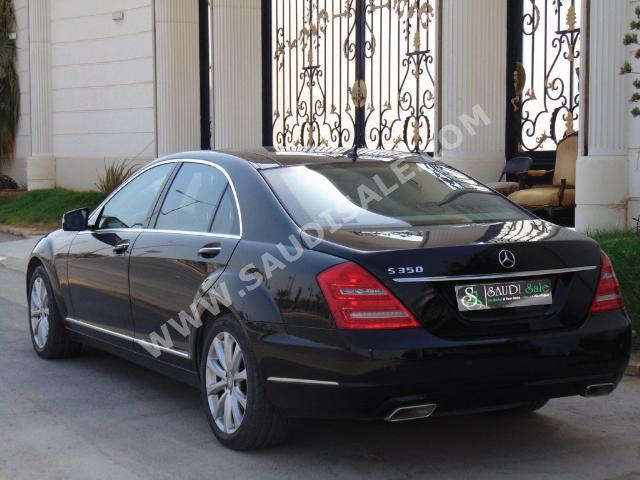 2011 Mercedes-Benz S 300