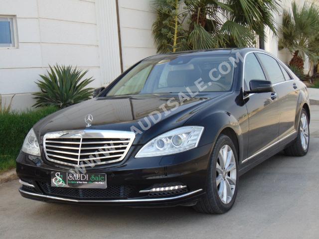 2011 Mercedes-Benz S 300