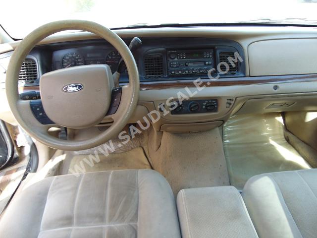 2006 Ford Crown Victoria