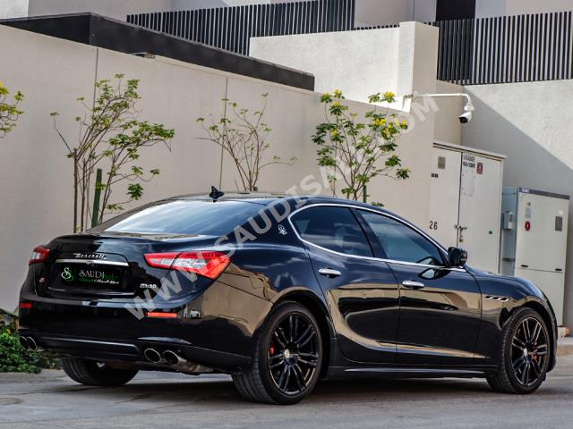 2017 Maserati Ghibli S Q4