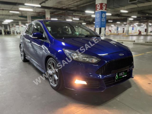 2017 Ford Focus ST Sport