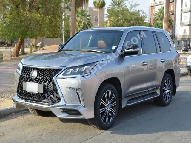 2018 لكزس إل إكس 570 اس