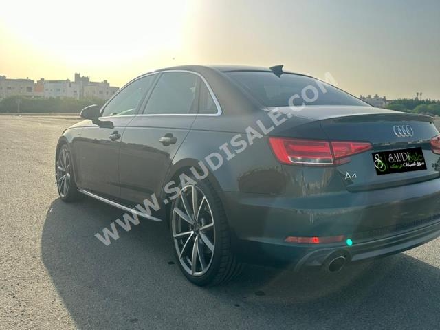 2016 اودي اي 4