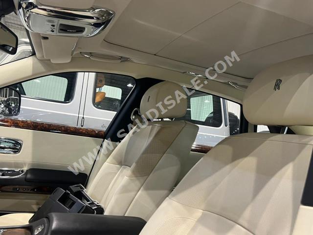 2011 رولز رويس قوست