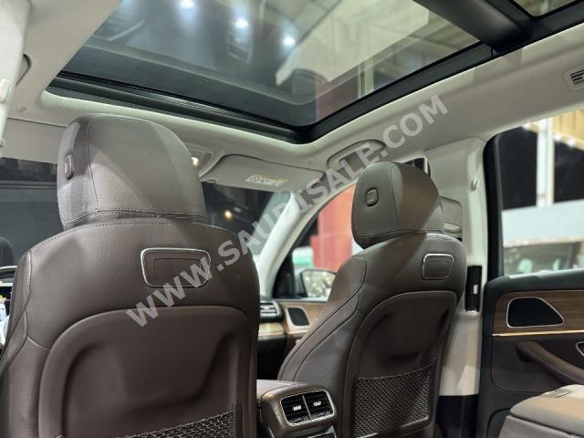 2021 Mercedes-Benz GLS 450
