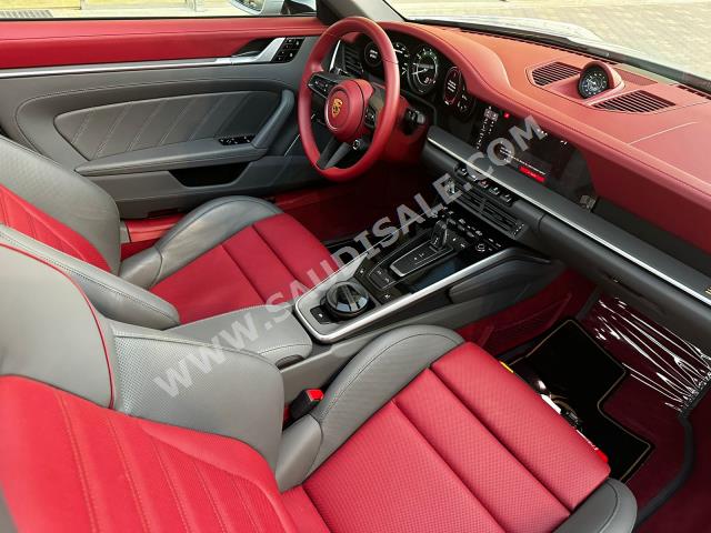 2022 بورش 911 تارجا 4 اس
