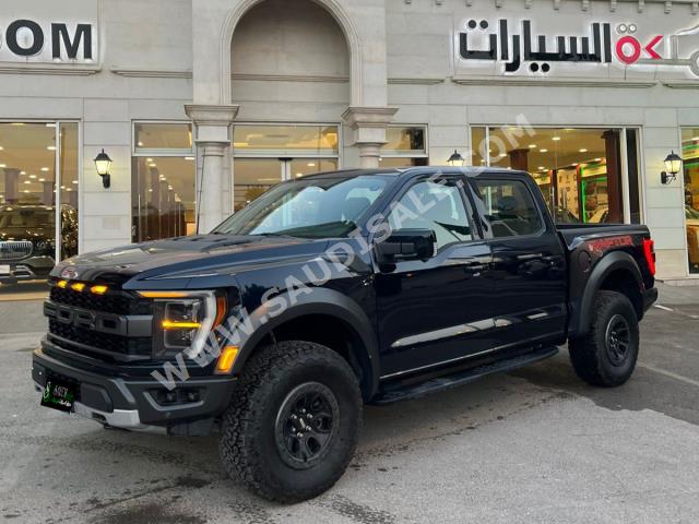 2022 فورد اف 150 رابتور