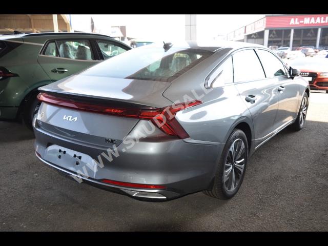 2023 كيا كاي8