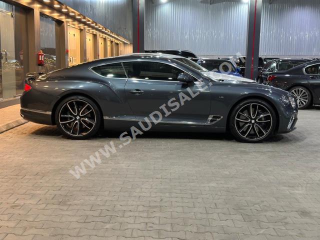 2020 بنتلي كونتيننتل جي تي