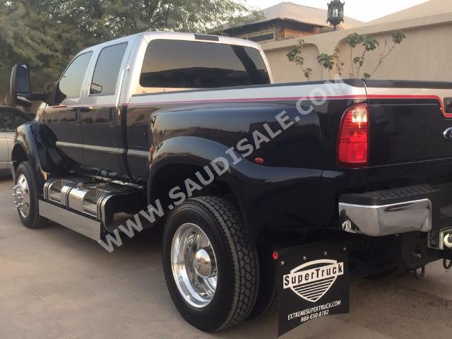 2015 Ford F 650