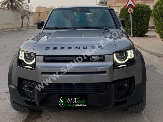 2021 لاند روفر ديفيندر اتش اس اي