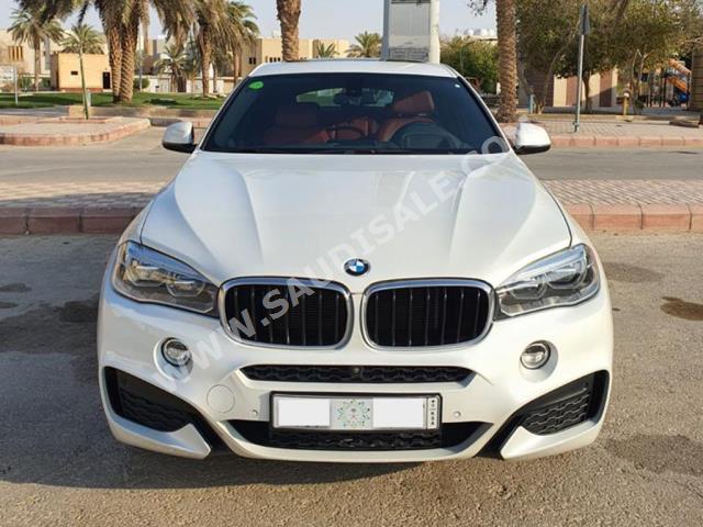 2019 بي ام دبليو الفئة اكس 6 إم كت