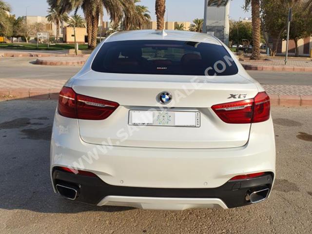 2019 بي ام دبليو الفئة اكس 6 إم كت