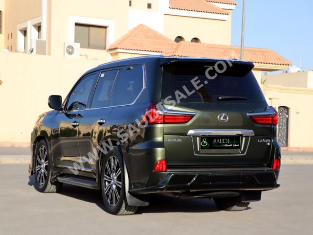 2021 لكزس إل إكس 570 اس