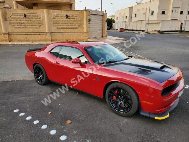 2016 دودج تشالنجر اس ار تي 8 هيلكات