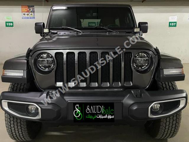 2021 جييب رانجلر صحارى