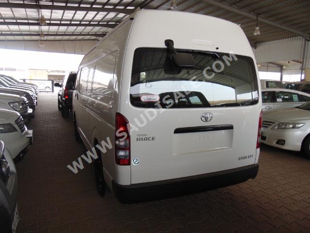 2015 Toyota Hiace