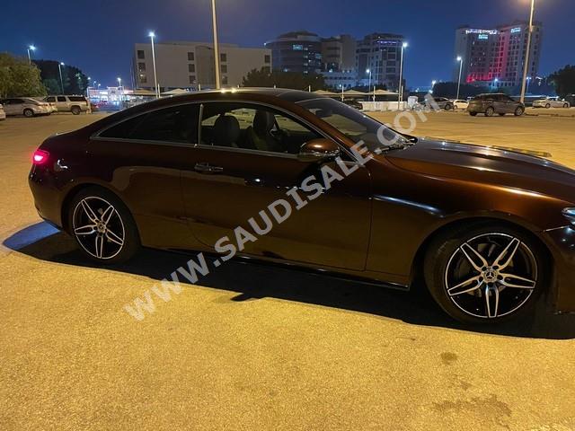 2020 مرسيدس - بنز إي 200 كوبيه أي إم دي