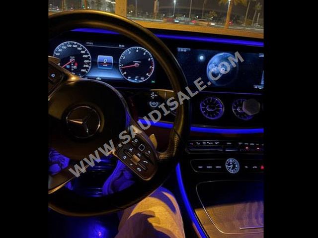 2020 مرسيدس - بنز إي 200 كوبيه أي إم دي