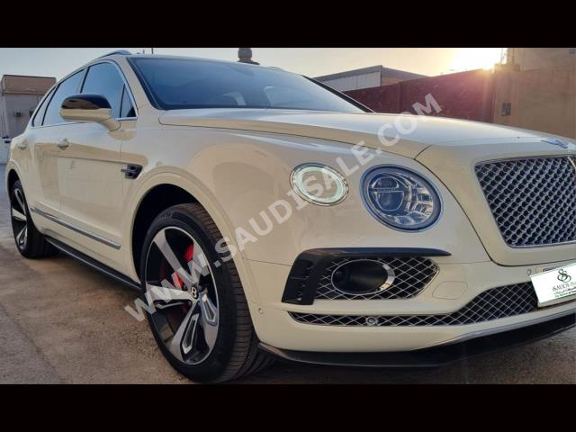 2018 بنتلي بنتايجا 