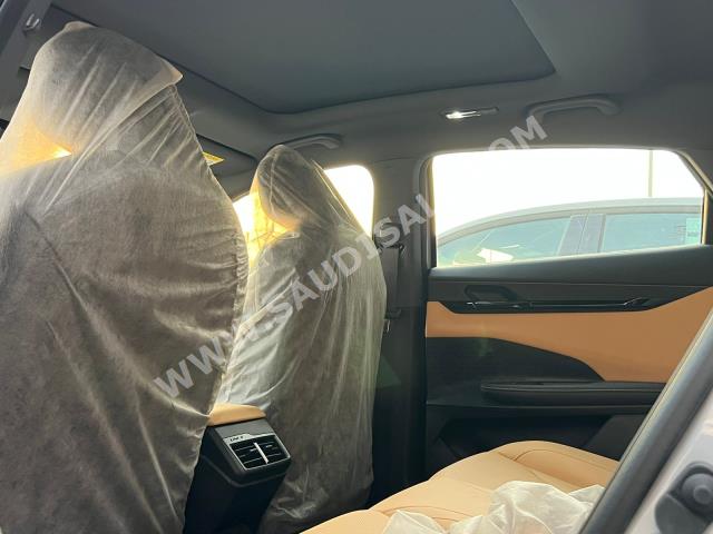 2024 شانجان يوني في